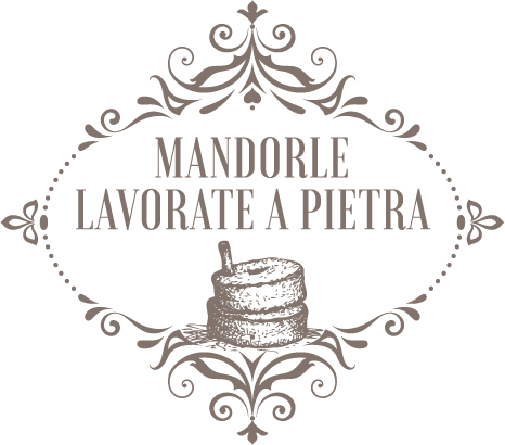 Mandorle lavorate a pietra