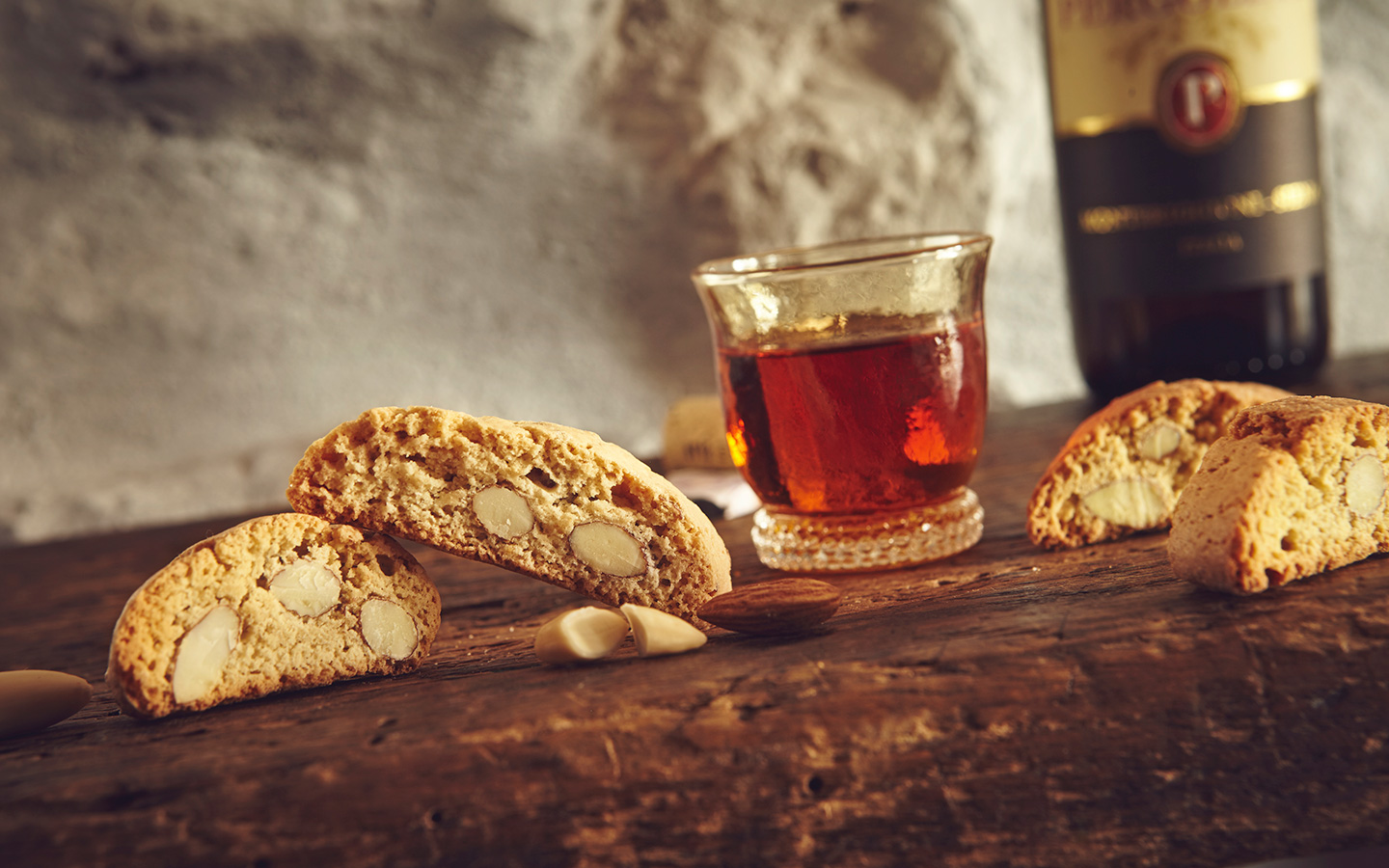 Cantucci e Vino - Sapori 1832